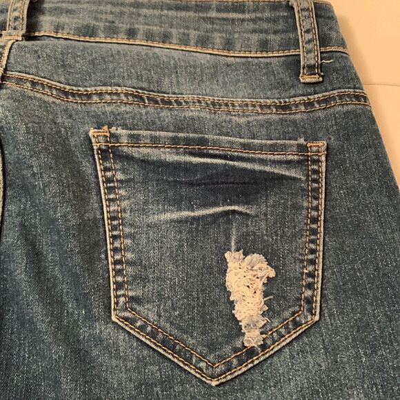 Bee & Ceci L.A. Junior Size 11 Distressed Jeans - Picture 10 of 12